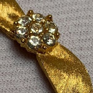 Crown Trifari Gold Tone/Rhinestone Choker